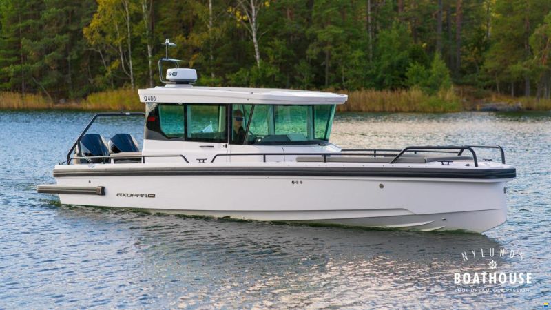 Axopar 28 Cabin