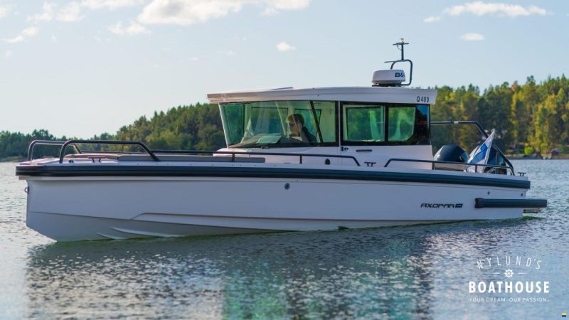 Axopar 28 Cabin