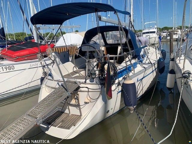 Bavaria 320