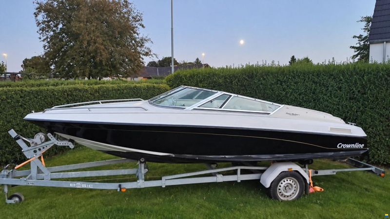 Crownline Crownline
