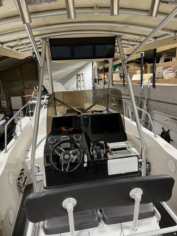 Stratos 2800 WA m/2 stk. Mercury 200 hp Verado
