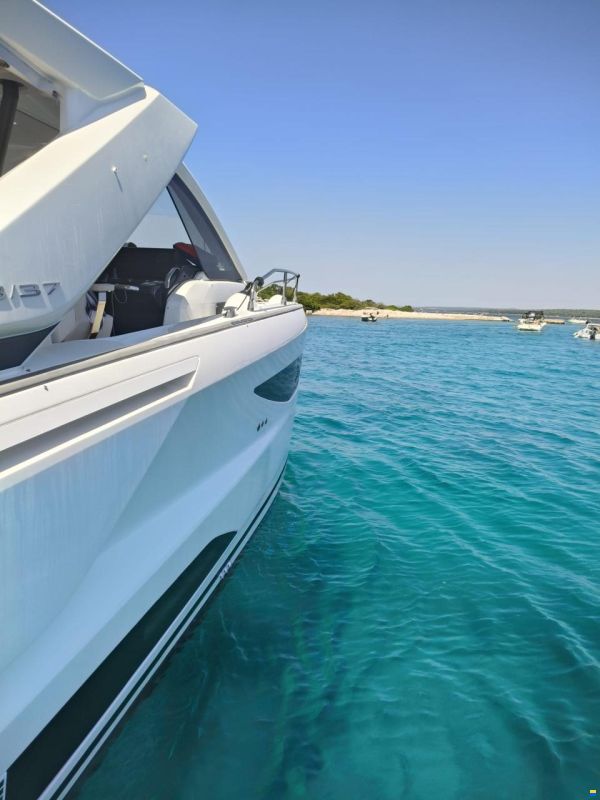 Jeanneau DB37 IB