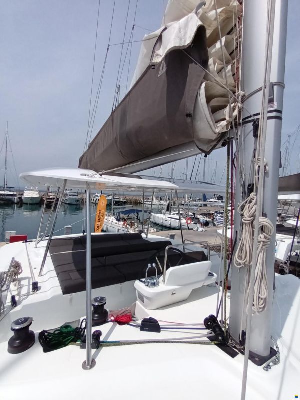Lagoon 50