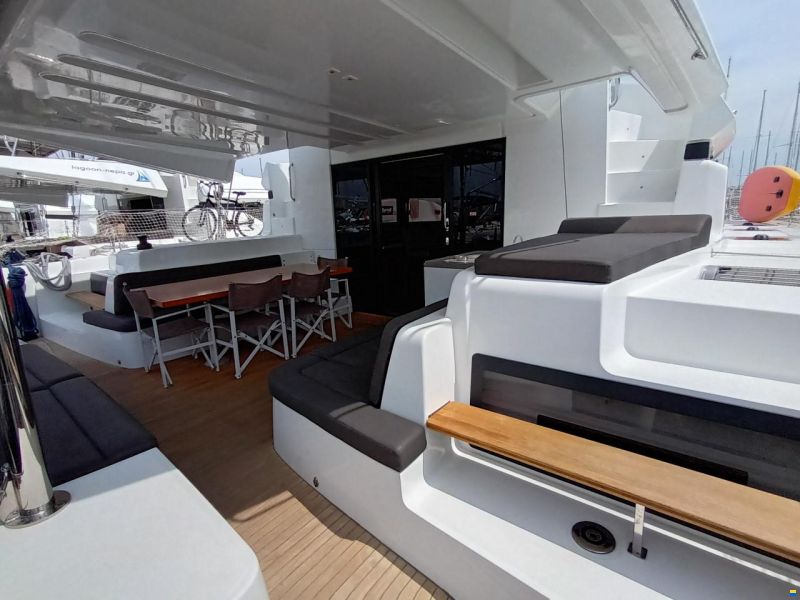 Lagoon 50