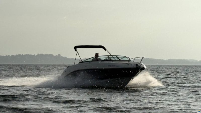 Sea Ray Sun Sport 230 OB