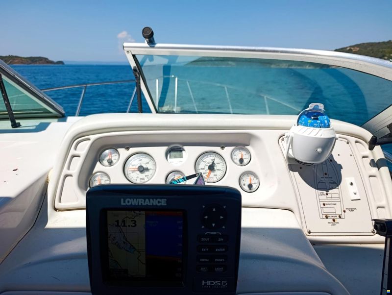 Crownline 765 Bayside