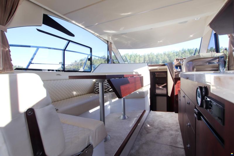 Galeon 360 Fly
