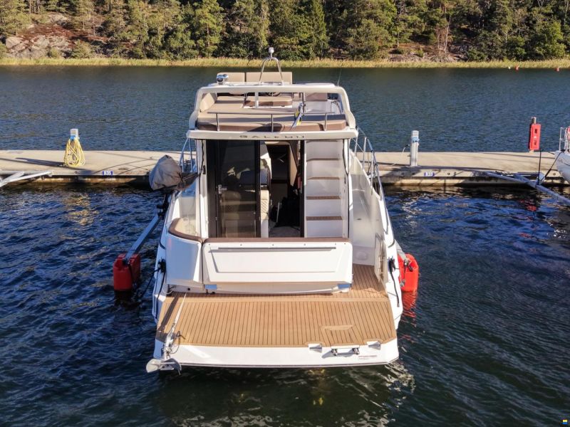 Galeon 360 Fly