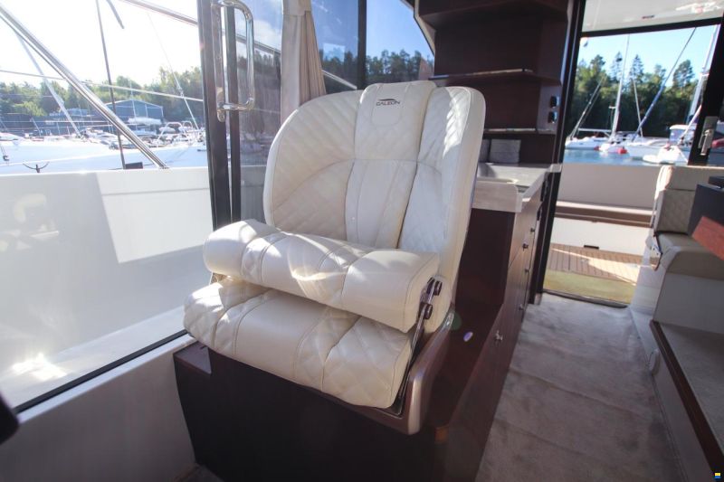 Galeon 360 Fly