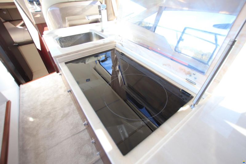 Galeon 360 Fly