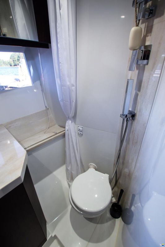 Galeon 360 Fly