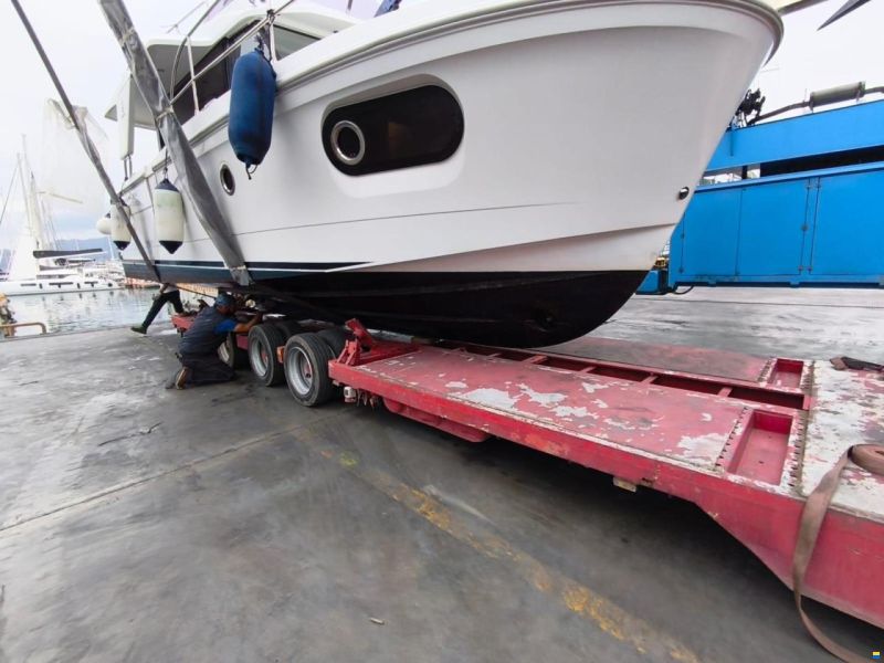 Beneteau Swift Trawler 30