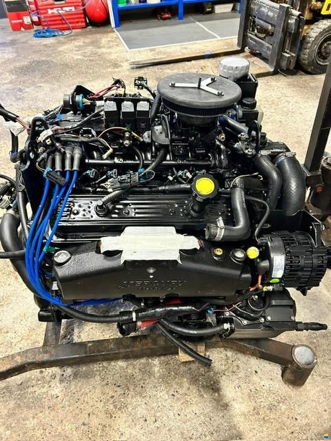 Crownline SCR 315