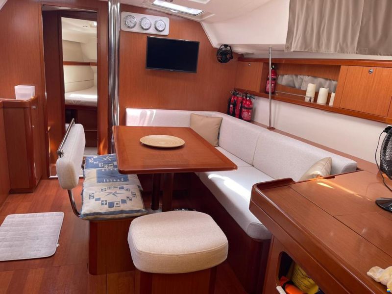 Beneteau Oceanis 46