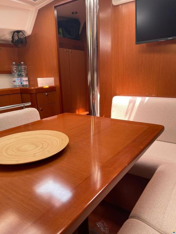Beneteau Oceanis 46