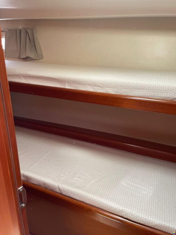 Beneteau Oceanis 46