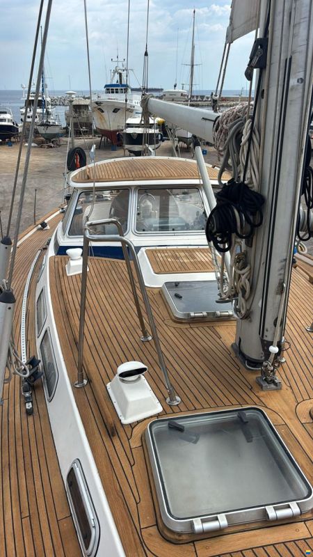 Hallberg-Rassy HR 45