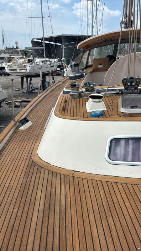 Hallberg-Rassy HR 45