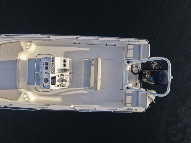 Boston Whaler 190 Montauk
