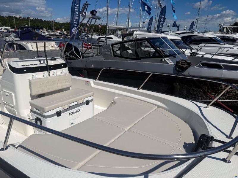 Boston Whaler 190 Montauk