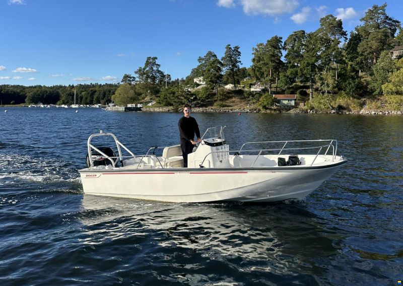 Boston Whaler 190 Montauk