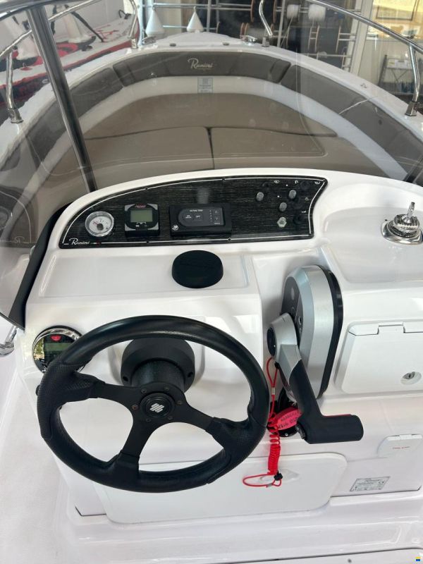 Ranieri Voyager 19S