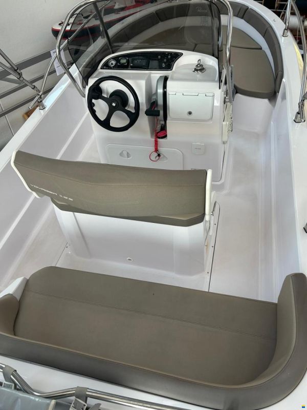 Ranieri Voyager 19S