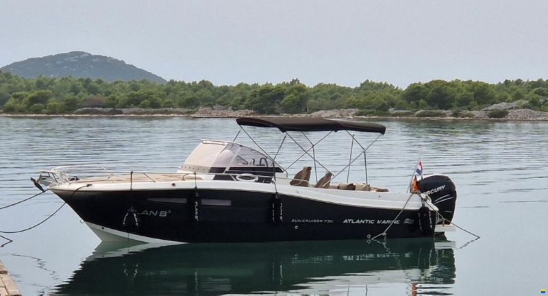 Atlantic Marine Sun Cruiser 730 DC