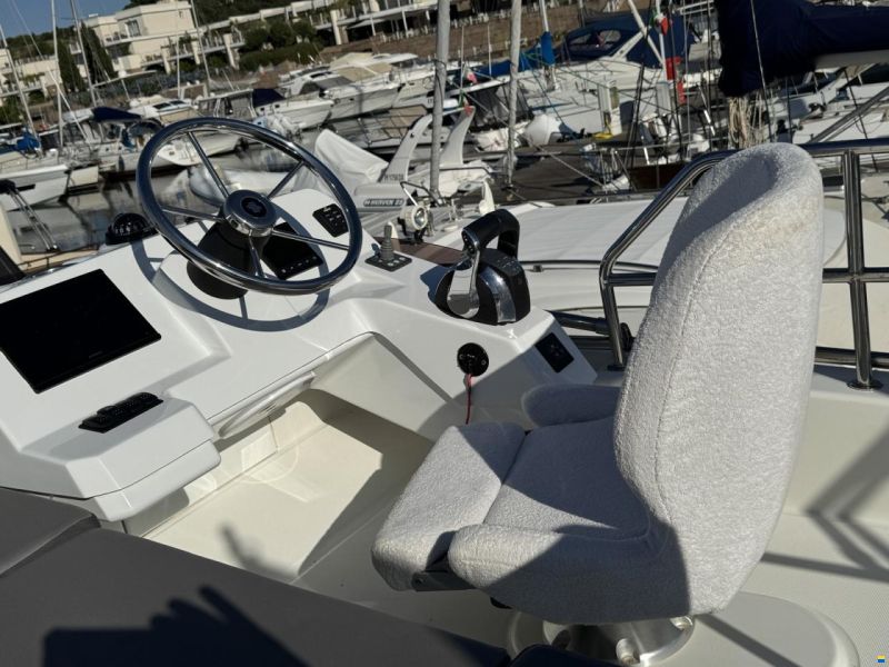 Beneteau Antares 11 Fly