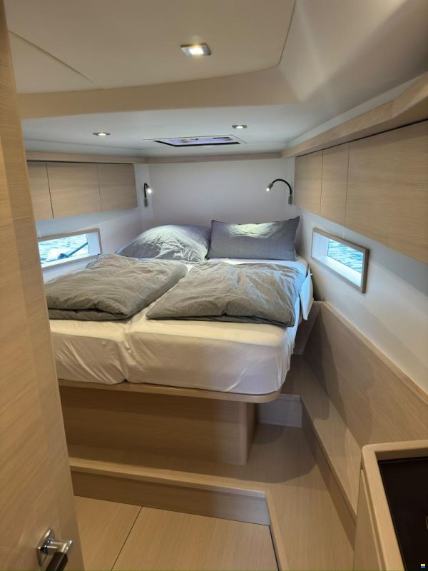 Solaris 44