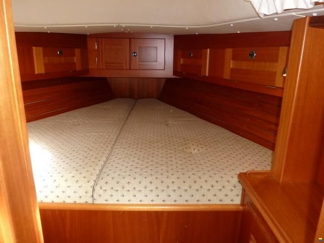 Hallberg-Rassy 34