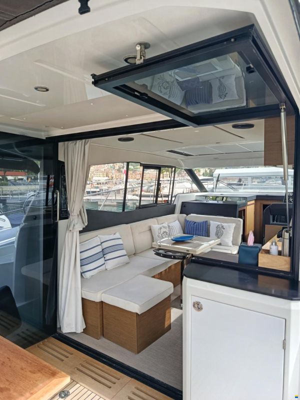 Jeanneau NC 37
