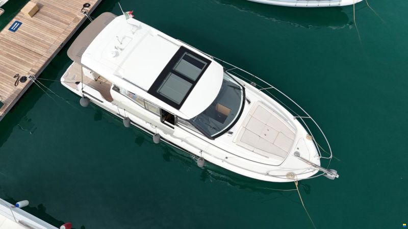 Jeanneau NC 37