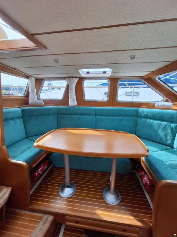 Nauticat 32