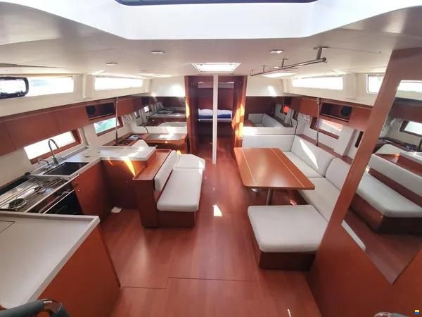 Beneteau Oceanis 51.1