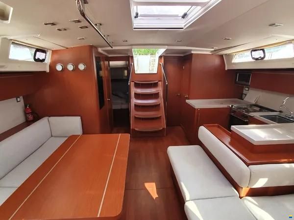 Beneteau Oceanis 51.1