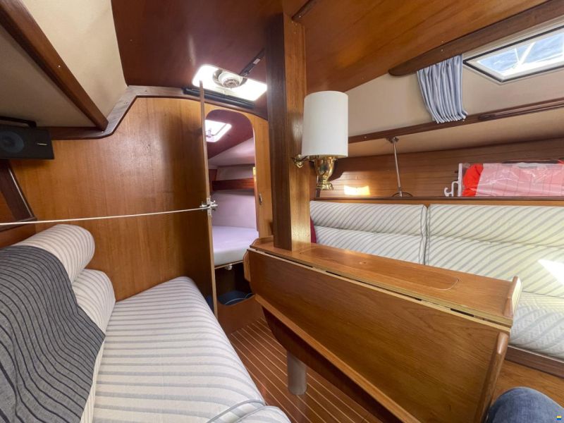 Beneteau first 305