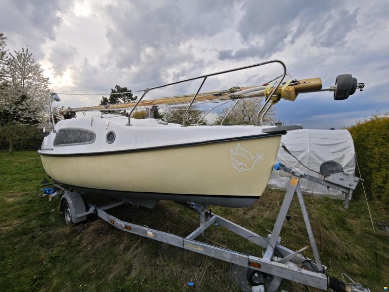 Nautic Plast Hai 590