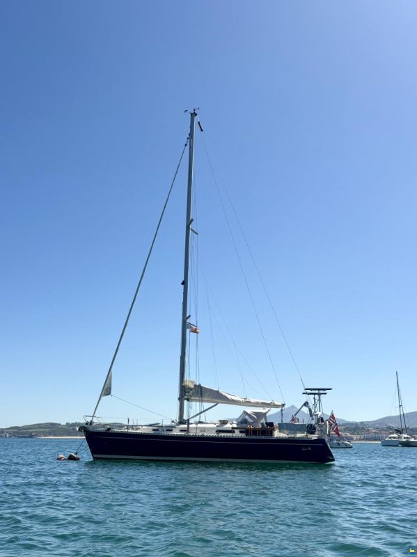 Hanse 371