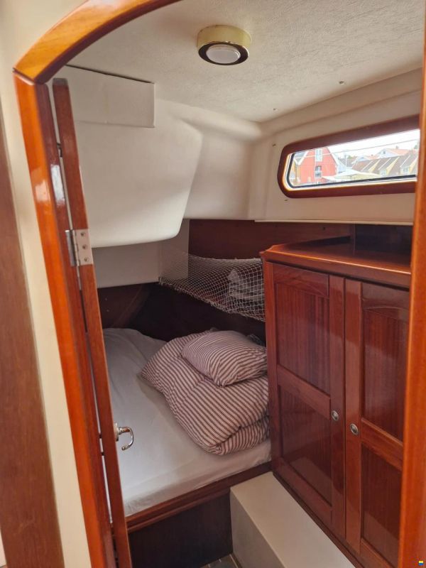 Hanse 371