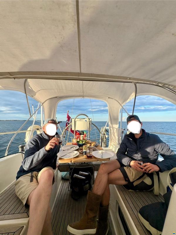 Hanse 371