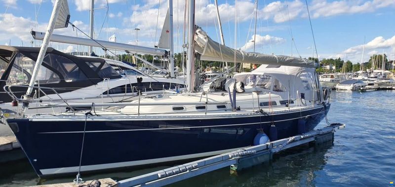 Hanse 371