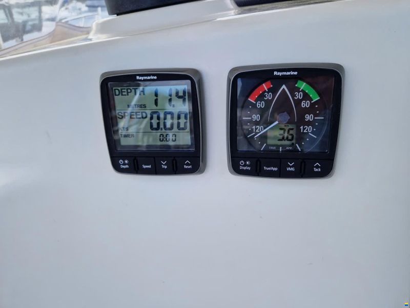 Hanse 371