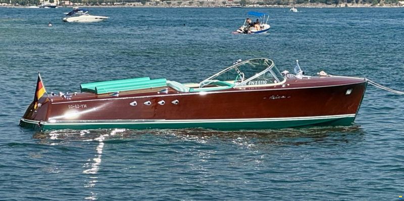 Riva Tritone