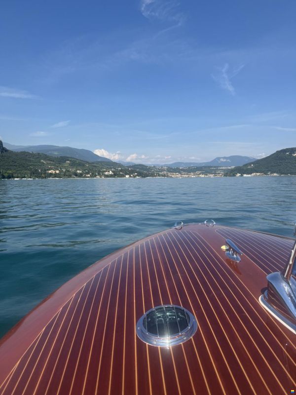 Riva Tritone