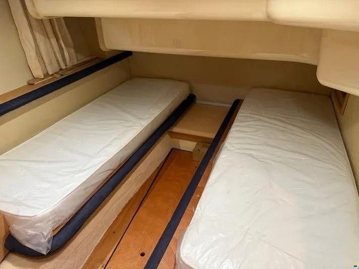 Azimut 43