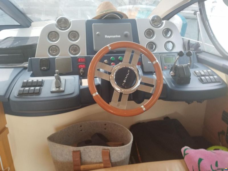 Azimut 43