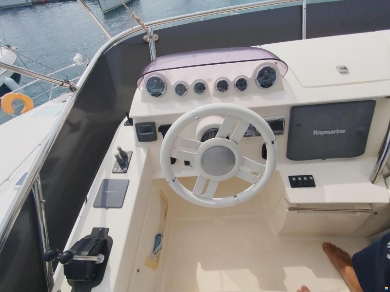 Azimut 43