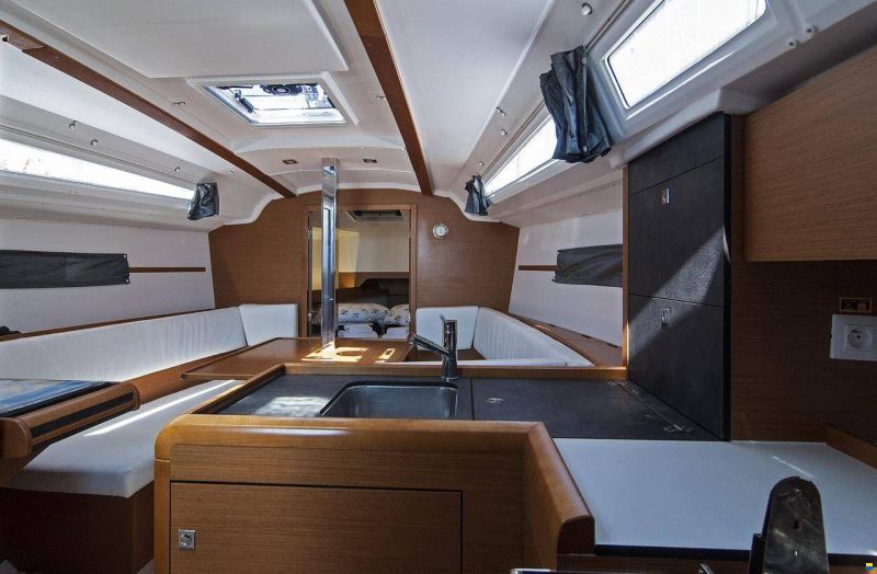 Jeanneau Sun Odyssey 349