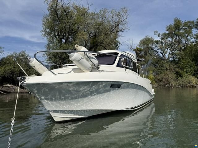 Quicksilver 640 Weekend